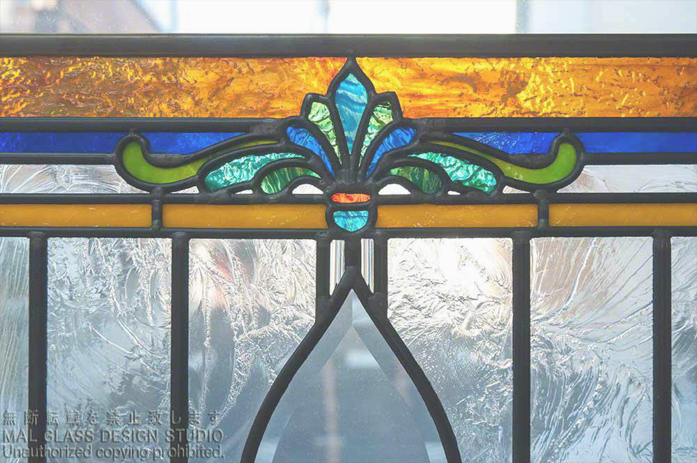 上部分アンティーク調オーナメントの拡大写真。